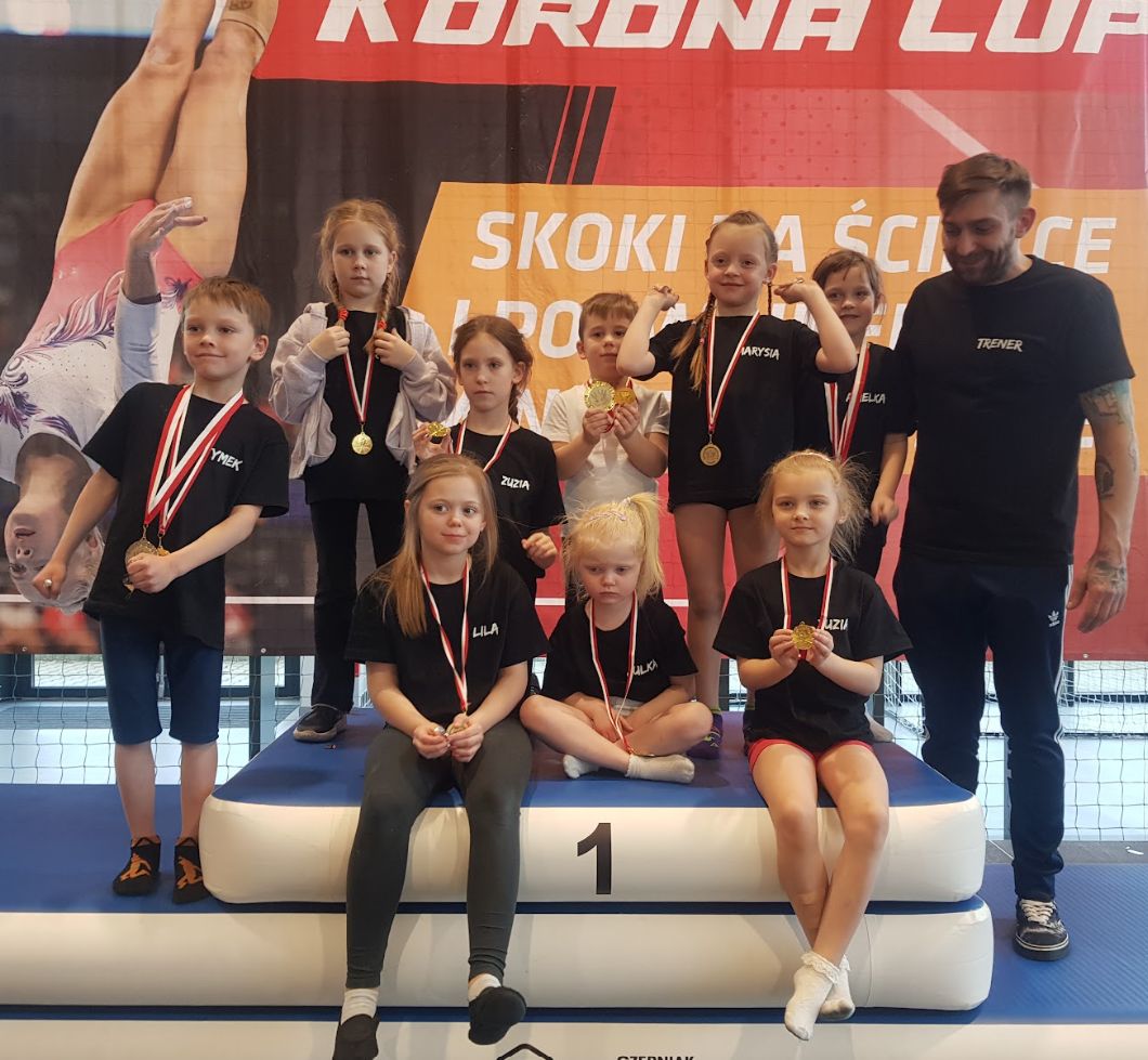 Najmłodsi z medalami Korona Cup